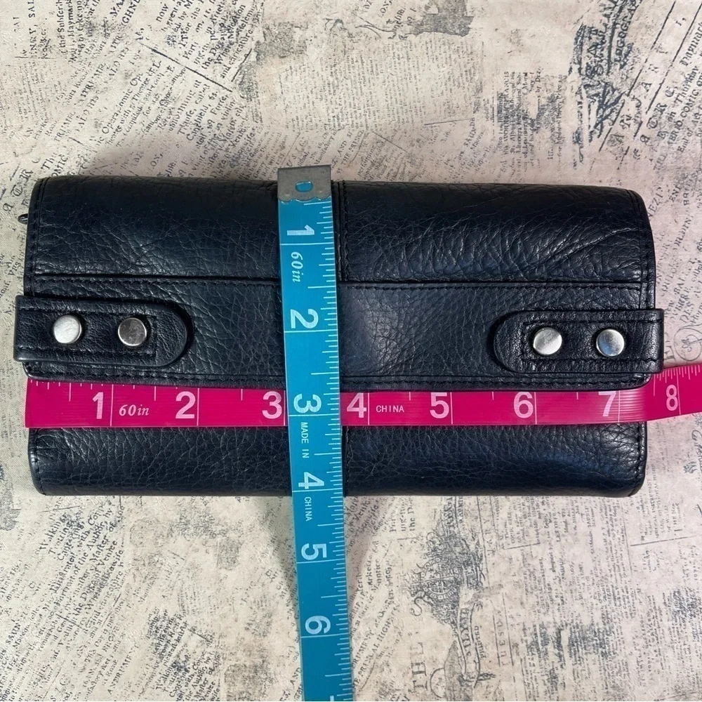 Fossil Black Leather Trifold Wallet Organizer Snap Closure Multi Compartment